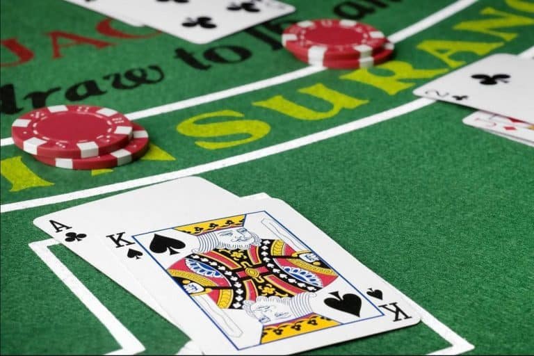 Live blackjack table on malukutoto login with multi-camera studio feed